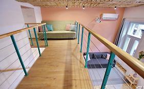 Awesome Budapest Downtown Studio W Balcony & Free Private Parking