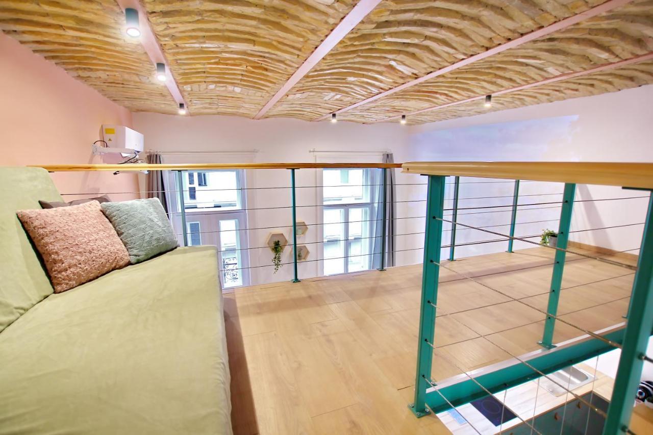 Awesome Budapest Downtown Studio W Balcony & Free Private Parking Екстер'єр фото